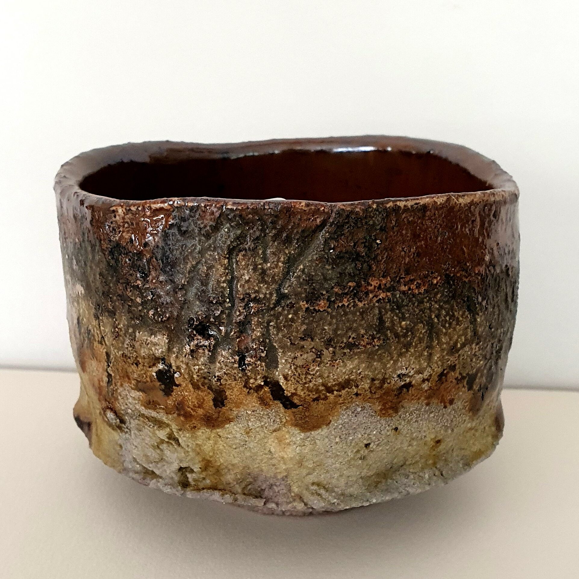 Minéral 2/24 | Terre et Terres Mineral 2a 1 rotated | Terre et Terres | Exposition | Minéral 2/24 | Article | Terre et Terres | 3 décembre 2025