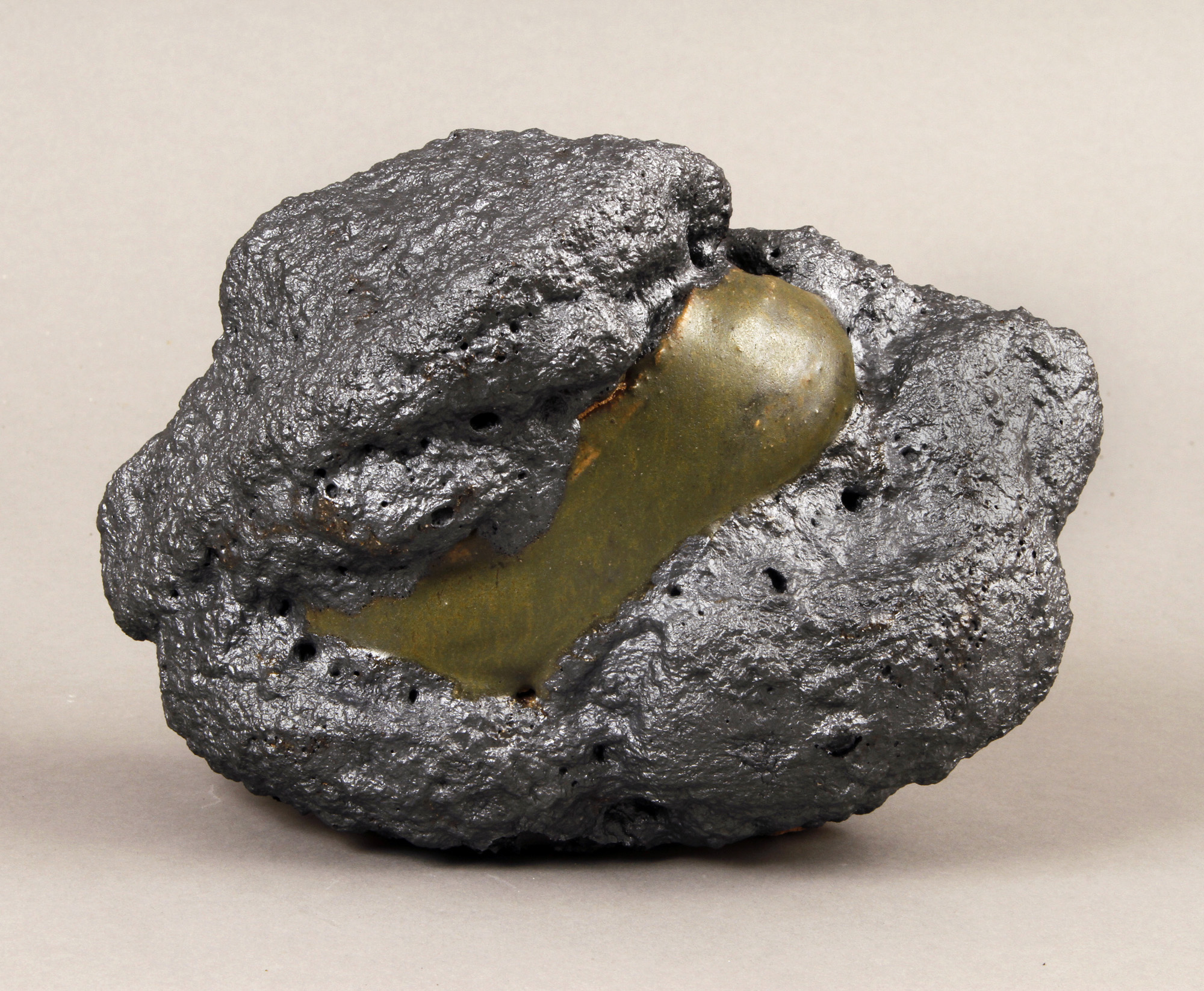 Murmure de lave | Terre et Terres 8 6784 | Terre et Terres | Exposition | Murmure de lave | Article | Terre et Terres | 10 décembre 2025